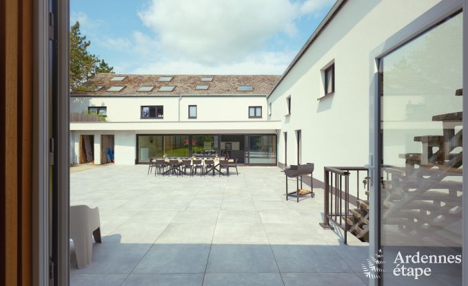 Villa in Marche-en-Famenne fr 28 Personen mit 11 Schlafzimmern, Hallenbad und Sauna