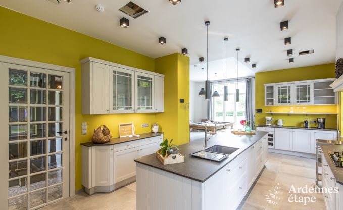 Schloss Marche-en-Famenne 15 Pers. Ardennen Schwimmbad Wellness