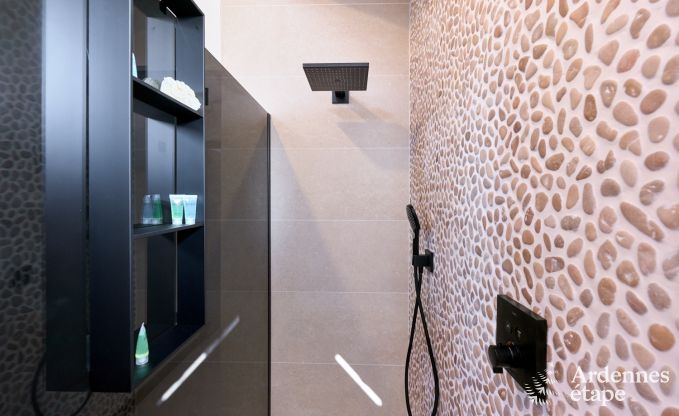 Romantisches Ferienhaus in Marchin f�r 2 Personen mit privatem Wellnessbereich und herrlichem Ausblick