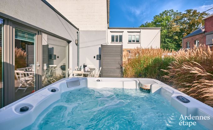 Ferienhaus mit Jacuzzi in Marchin, Ardennen