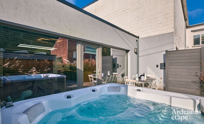 Ferienhaus mit Jacuzzi in Marchin, Ardennen