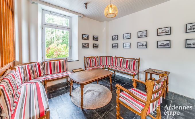 Gerumiges Ferienhaus in Maredsous in den Ardennen: Komfort und Unterhaltung fr 29 Personen