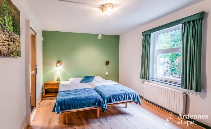 Ger�umiges Ferienhaus in Maredsous in den Ardennen: Komfort und Unterhaltung f�r 29 Personen