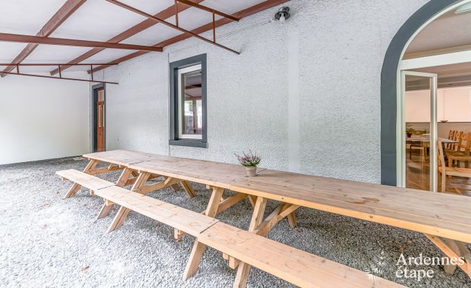 Ger�umiges Ferienhaus in Maredsous in den Ardennen: Komfort und Unterhaltung f�r 29 Personen