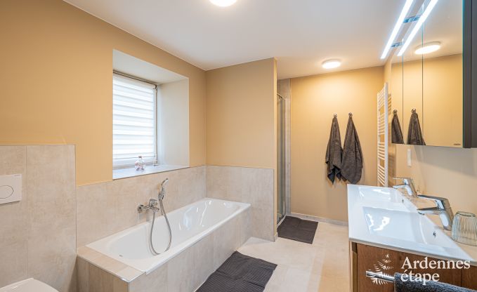 Rollstuhlgerechtes Ferienhaus in Martelange f�r 9 Personen mit Privatgarten