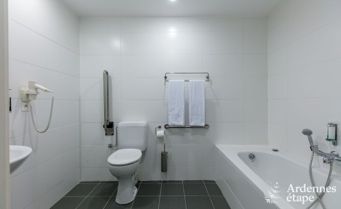 Schloss Modave 46 Pers. Ardennen Behinderten gerecht