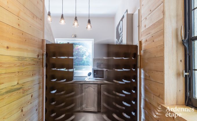 Romantisches Chalet am Wasser f�r 2 Personen in Momignies