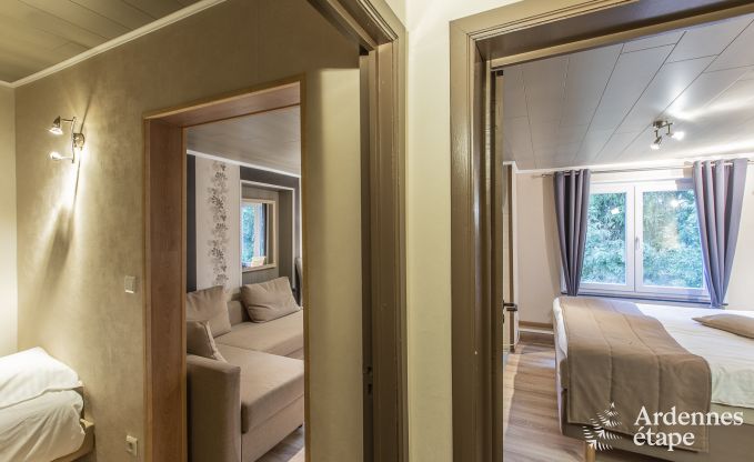 Urlaub mitten in der Natur in den Ardennen: Ger�umige Villa in Houffalize (Nadrin) f�r 28 Personen mit zahlreichen Annehmlichkeiten und Dienstleistungen, Haustiere willkommen
