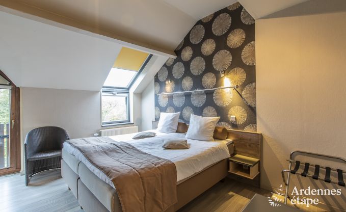 Urlaub mitten in der Natur in den Ardennen: Ger�umige Villa in Houffalize (Nadrin) f�r 28 Personen mit zahlreichen Annehmlichkeiten und Dienstleistungen, Haustiere willkommen