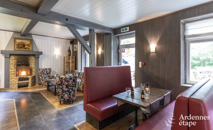 Urlaub mitten in der Natur in den Ardennen: Ger�umige Villa in Houffalize (Nadrin) f�r 18 Personen mit zahlreichen Annehmlichkeiten und Dienstleistungen, Haustiere willkommen