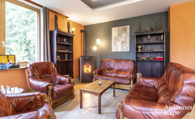 Urlaub mitten in der Natur in den Ardennen: Ger�umige Villa in Houffalize (Nadrin) f�r 18 Personen mit zahlreichen Annehmlichkeiten und Dienstleistungen, Haustiere willkommen
