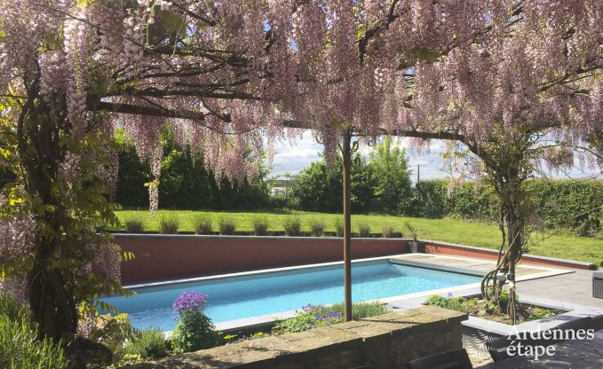 Ferienhaus mit Pool für 9 Personen in der Nähe von Namur