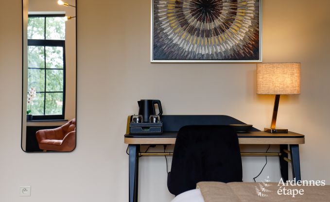 Gerumige Villa am Wasser in Namur fr 25 Personen mit 8 Schlaf- und Badezimmern, Privatgarten und professionell ausgestatteter Kche