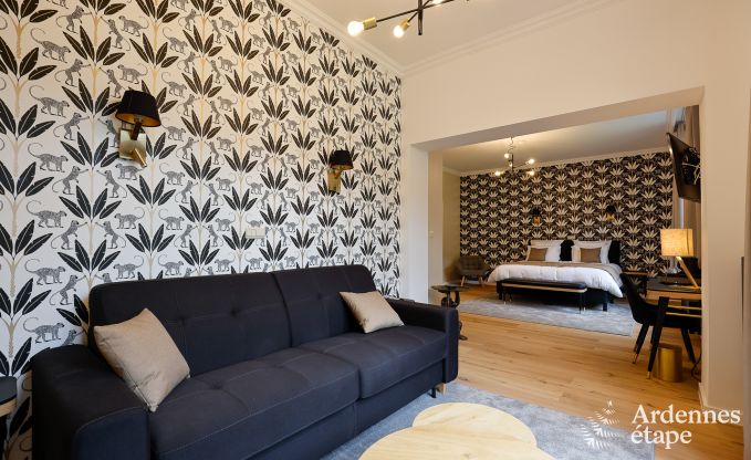 Gerumige Villa am Wasser in Namur fr 25 Personen mit 8 Schlaf- und Badezimmern, Privatgarten und professionell ausgestatteter Kche