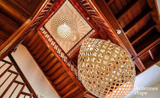 Gerumige Villa am Wasser in Namur fr 25 Personen mit 8 Schlaf- und Badezimmern, Privatgarten und professionell ausgestatteter Kche