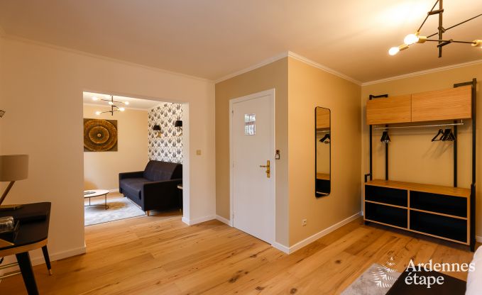 Gerumige Villa am Wasser in Namur fr 25 Personen mit 8 Schlaf- und Badezimmern, Privatgarten und professionell ausgestatteter Kche