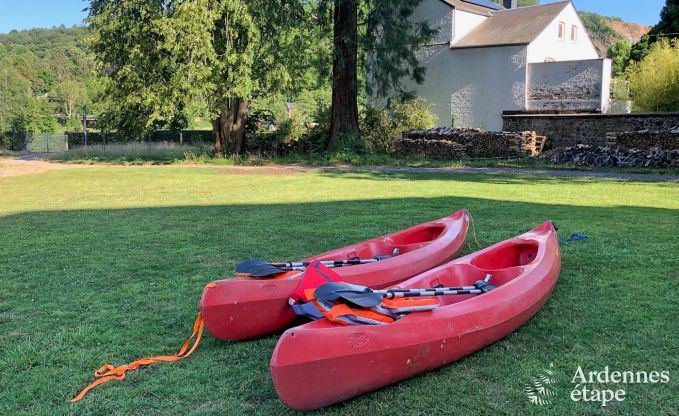 Gerumige Villa am Wasser in Namur fr 25 Personen mit 8 Schlaf- und Badezimmern, Privatgarten und professionell ausgestatteter Kche