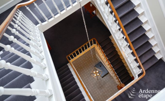 Wunderschn renoviertes Schloss mit Pool in Nassogne, Ardennen