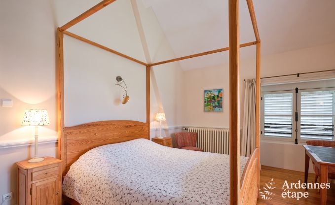 Wunderschn renoviertes Schloss mit Pool in Nassogne, Ardennen