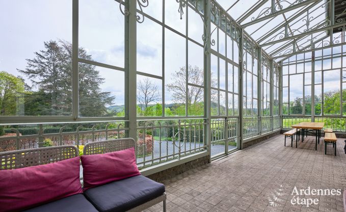 Wundersch�n renoviertes Schloss mit Pool in Nassogne, Ardennen