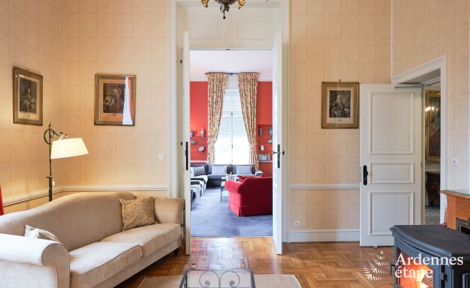 Wundersch�n renoviertes Schloss mit Pool in Nassogne, Ardennen