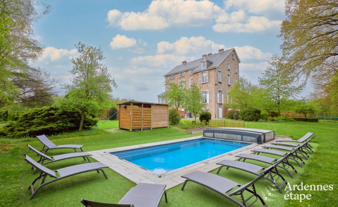 Wundersch�n renoviertes Schloss mit Pool in Nassogne, Ardennen