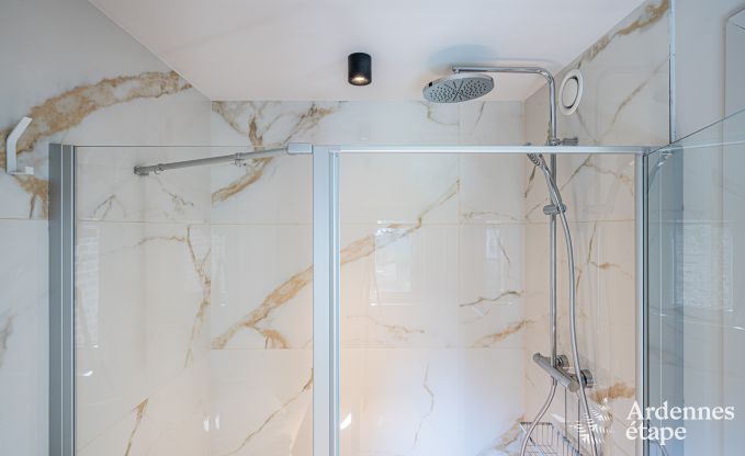 Luxuri�se Villa in Nassogne mit Jacuzzi, 6 Schlafzimmern und 6 Badezimmern