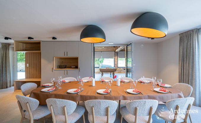 Luxuri�se Villa in Nassogne mit Jacuzzi, 6 Schlafzimmern und 6 Badezimmern