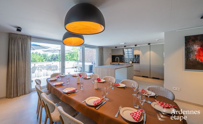 Luxuri�se Villa in Nassogne mit Jacuzzi, 6 Schlafzimmern und 6 Badezimmern
