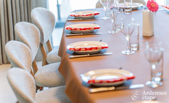 Luxuri�se Villa in Nassogne mit Jacuzzi, 6 Schlafzimmern und 6 Badezimmern