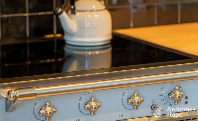 Luxuri�se Villa in Nassogne mit Jacuzzi, 6 Schlafzimmern und 6 Badezimmern