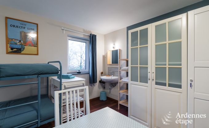 Komfortables Ferienhaus in Neufchateau, ideal fr 15 Personen, mit Whirlpool, Sauna und Spielmglichkeiten