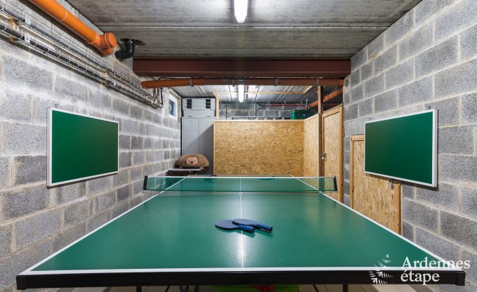 Komfortables Ferienhaus in Neufchateau, ideal fr 15 Personen, mit Whirlpool, Sauna und Spielmglichkeiten