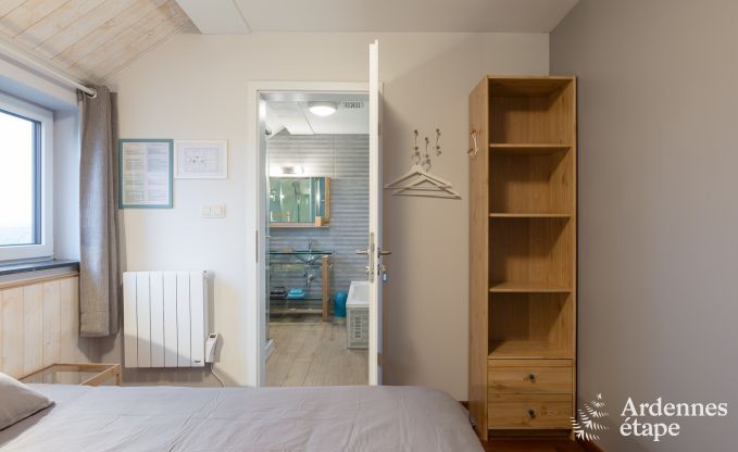 Komfortables Ferienhaus in Neufchateau, ideal fr 15 Personen, mit Whirlpool, Sauna und Spielmglichkeiten