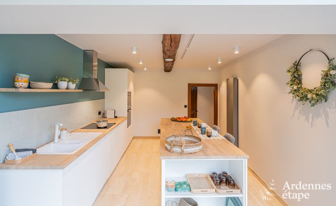 Ferienvilla in Ohey: luxuri�ser Aufenthalt f�r 10 Personen mit Sauna, Jacuzzi und privatem Garten