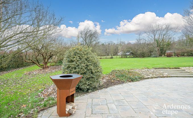 Ferienvilla in Ohey: luxuri�ser Aufenthalt f�r 10 Personen mit Sauna, Jacuzzi und privatem Garten