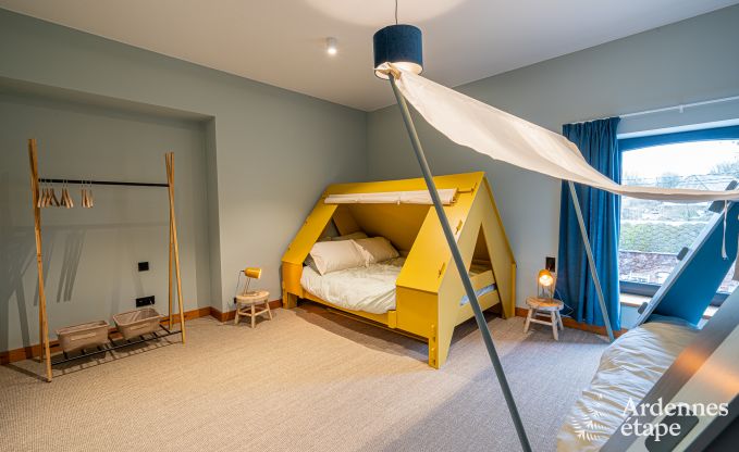 Ferienvilla in Ohey: luxuri�ser Aufenthalt f�r 10 Personen mit Sauna, Jacuzzi und privatem Garten