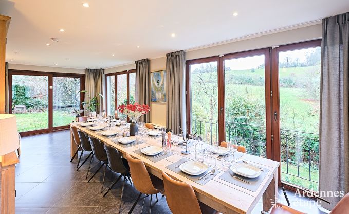 Wunderbar Ferienhaus in Onhaye mit Pool, Jacuzzi, Sauna und Spielzimmer f�r 14 Personen in der N�he von Dinant