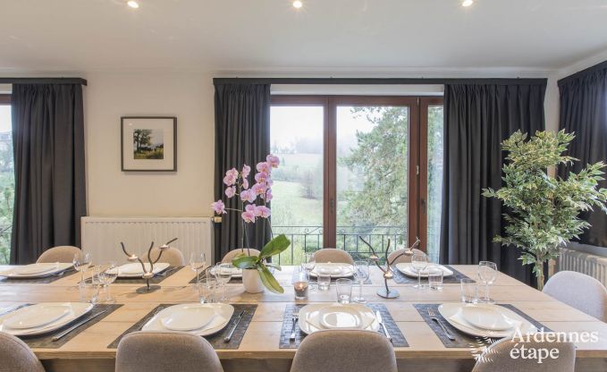 Wunderbar Ferienhaus in Onhaye mit Pool, Jacuzzi, Sauna und Spielzimmer fr 14 Personen in der Nhe von Dinant