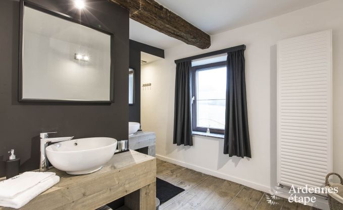 Wunderbar Ferienhaus in Onhaye mit Pool, Jacuzzi, Sauna und Spielzimmer fr 14 Personen in der Nhe von Dinant