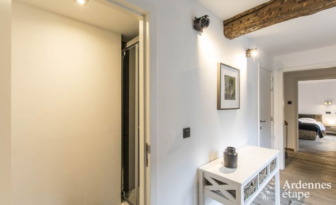 Wunderbar Ferienhaus in Onhaye mit Pool, Jacuzzi, Sauna und Spielzimmer fr 14 Personen in der Nhe von Dinant