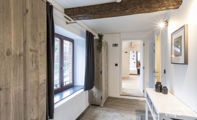 Wunderbar Ferienhaus in Onhaye mit Pool, Jacuzzi, Sauna und Spielzimmer fr 14 Personen in der Nhe von Dinant