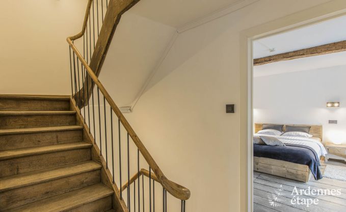 Wunderbar Ferienhaus in Onhaye mit Pool, Jacuzzi, Sauna und Spielzimmer fr 14 Personen in der Nhe von Dinant