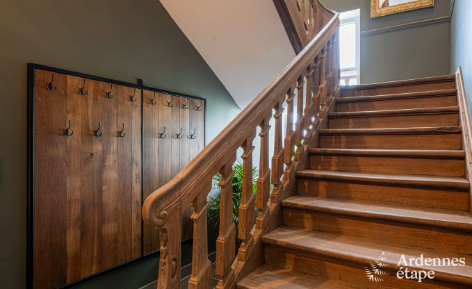 Luxus Schloss fr 30 Personen in Ouffet mit 14 Schlafzimmern, 12 Badezimmern, Hallenbad, Sauna und Privatgarten