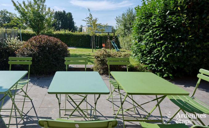 Ger�umiges und modernes Ferienhaus aus Naturstein in Ovifat, Hohes Venn