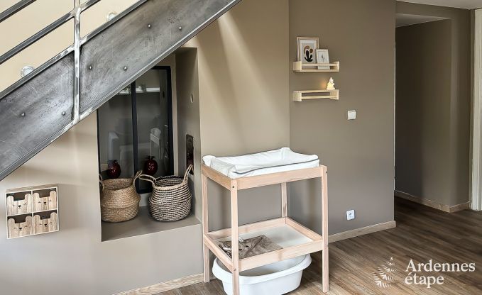 Charmante Ferienvermietung f�r 8 Personen in Paliseul: Ferienhaus mit Freizeiteinrichtungen im Herzen der Ardennen