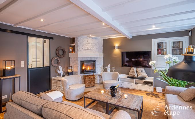 Charmante Ferienvermietung f�r 8 Personen in Paliseul: Ferienhaus mit Freizeiteinrichtungen im Herzen der Ardennen