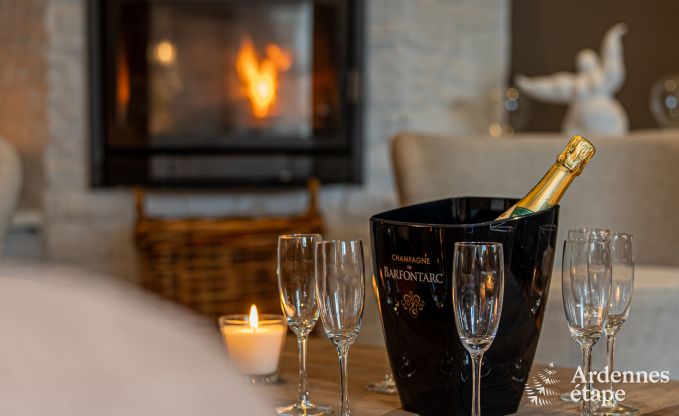 Charmante Ferienvermietung f�r 8 Personen in Paliseul: Ferienhaus mit Freizeiteinrichtungen im Herzen der Ardennen