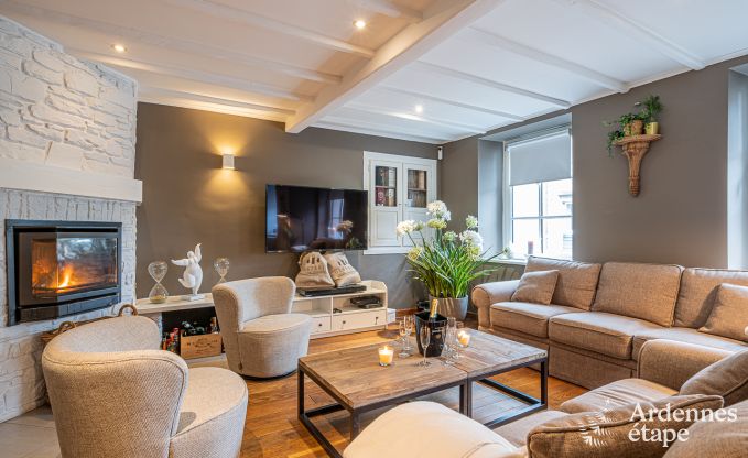 Charmante Ferienvermietung f�r 8 Personen in Paliseul: Ferienhaus mit Freizeiteinrichtungen im Herzen der Ardennen