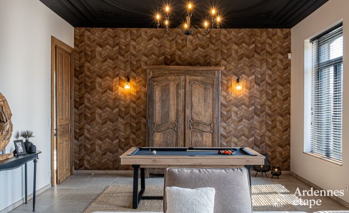 Moderne Ferienwohnung in Paliseul fr 14 Personen mit Schwimmbad, Spielzimmer und Nhe zum Bcherdorf Redu in den Ardennen